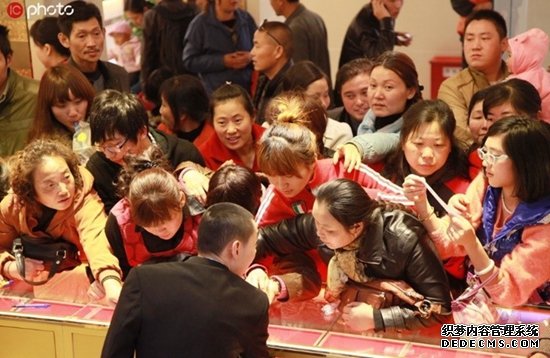 “大妈经济”为何引起国际关注？