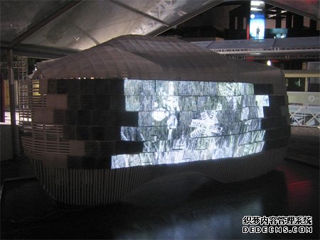 LED候车亭