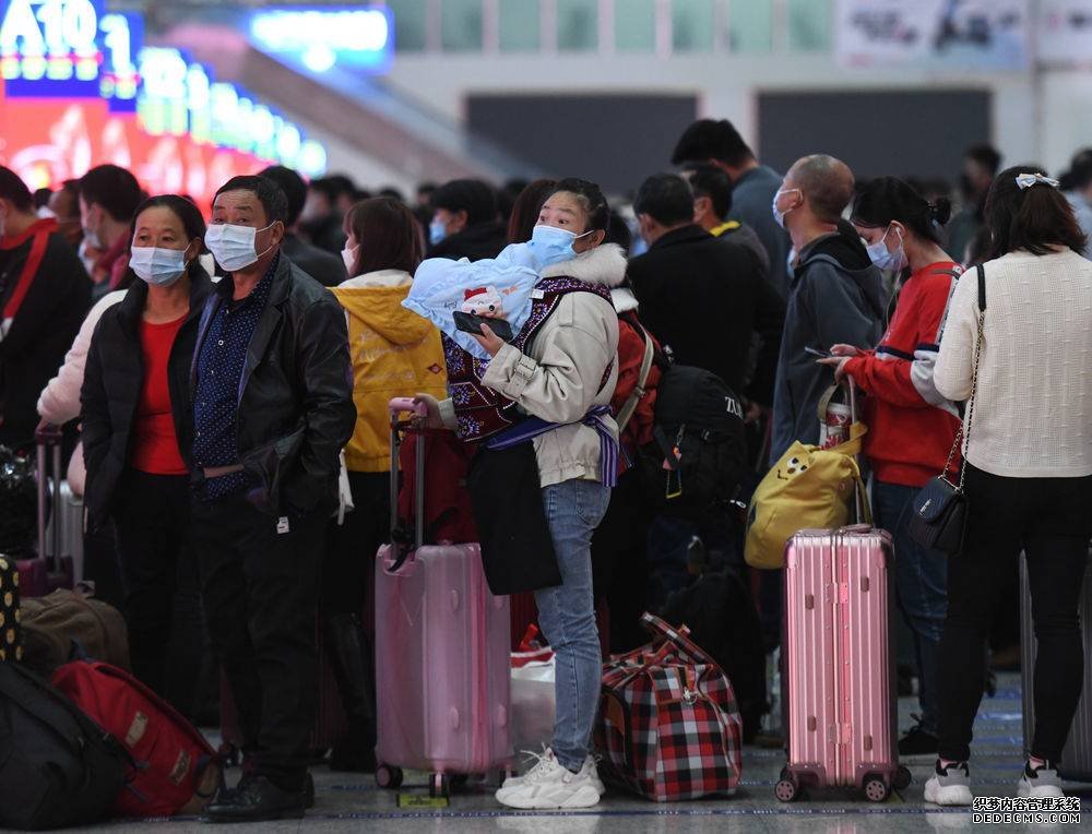 “春运+防疫” 暖心举措让身处异地的他们平安返乡